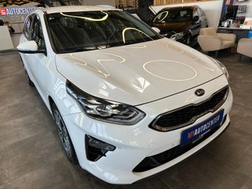 MYAUTOCENTER – Gebraucht- und Jahreswagen mit Werkstattservice in Pfaffenhofen Kia cee'd Sportswagon *Kamera*LED*PDC*