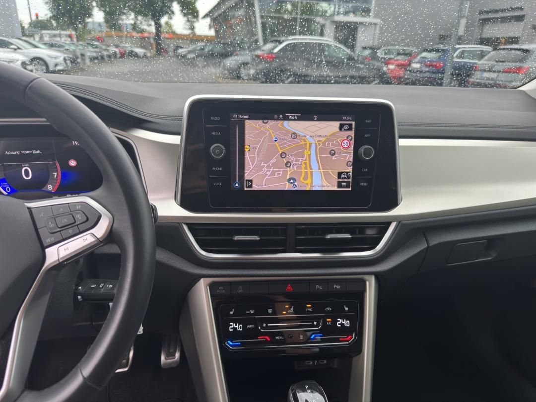 Fahrzeugabbildung Volkswagen T-ROC MOVE 1.5TSI, 110kW, DSG, Move,MFK, GJR, Na
