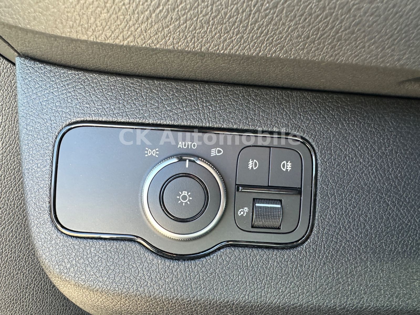 Fahrzeugabbildung Mercedes-Benz Sprinter III Kasten 317 Maxi Autom./MBUX/LED/Kam