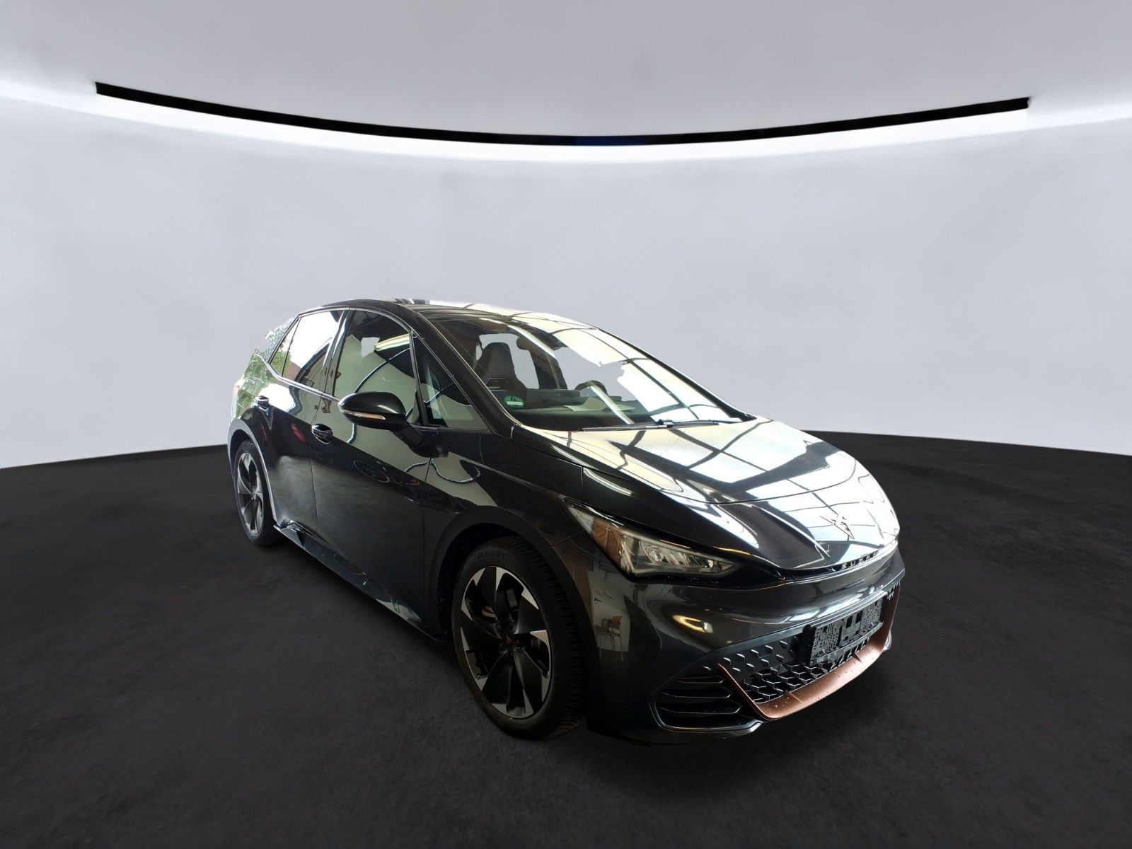 Cupra Born 170 kW e-BOOST *ACC*RCAM*KEYLESS*NAVI*SHZ imagem 2