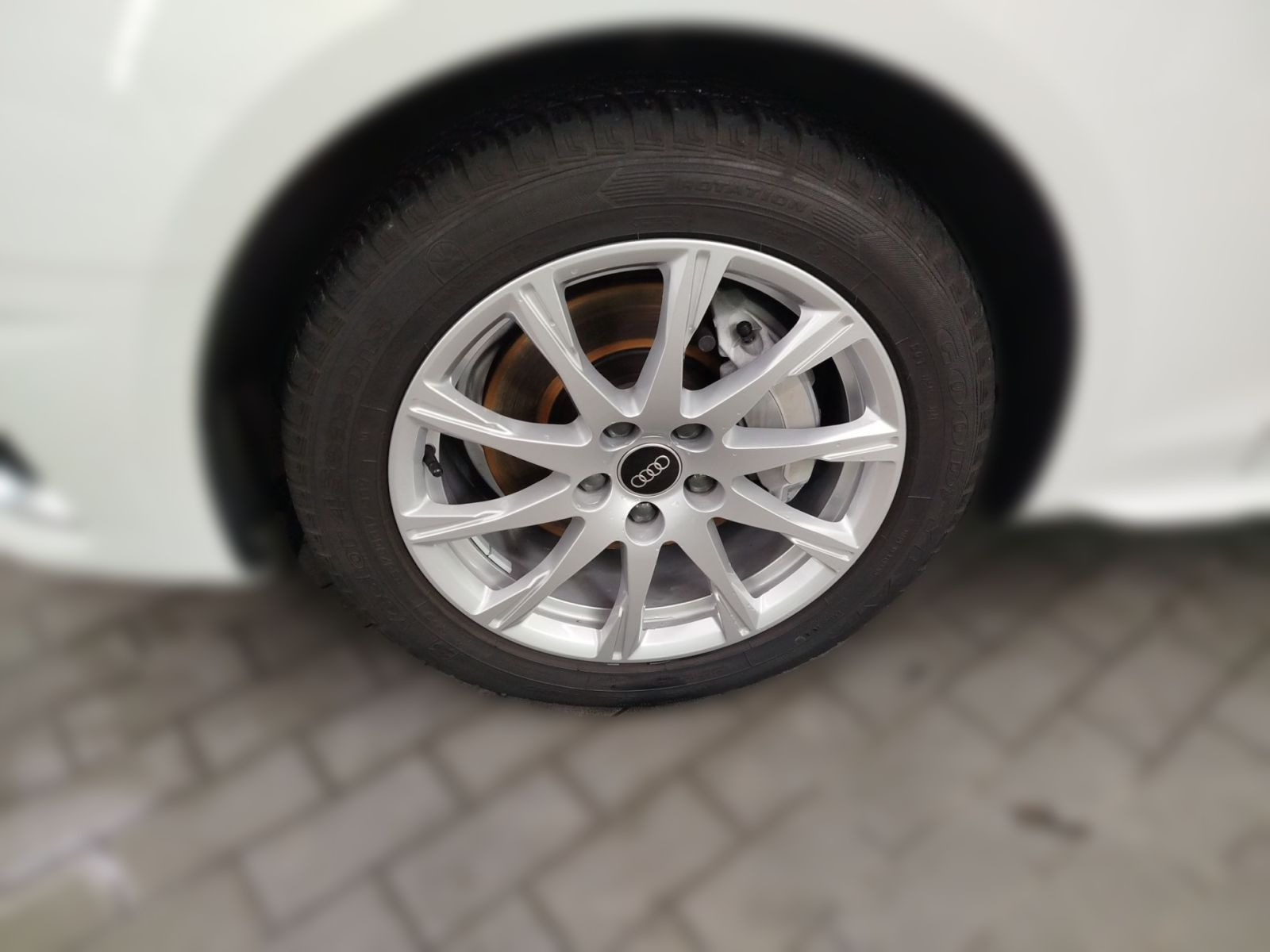 Audi A4 - Bild 3