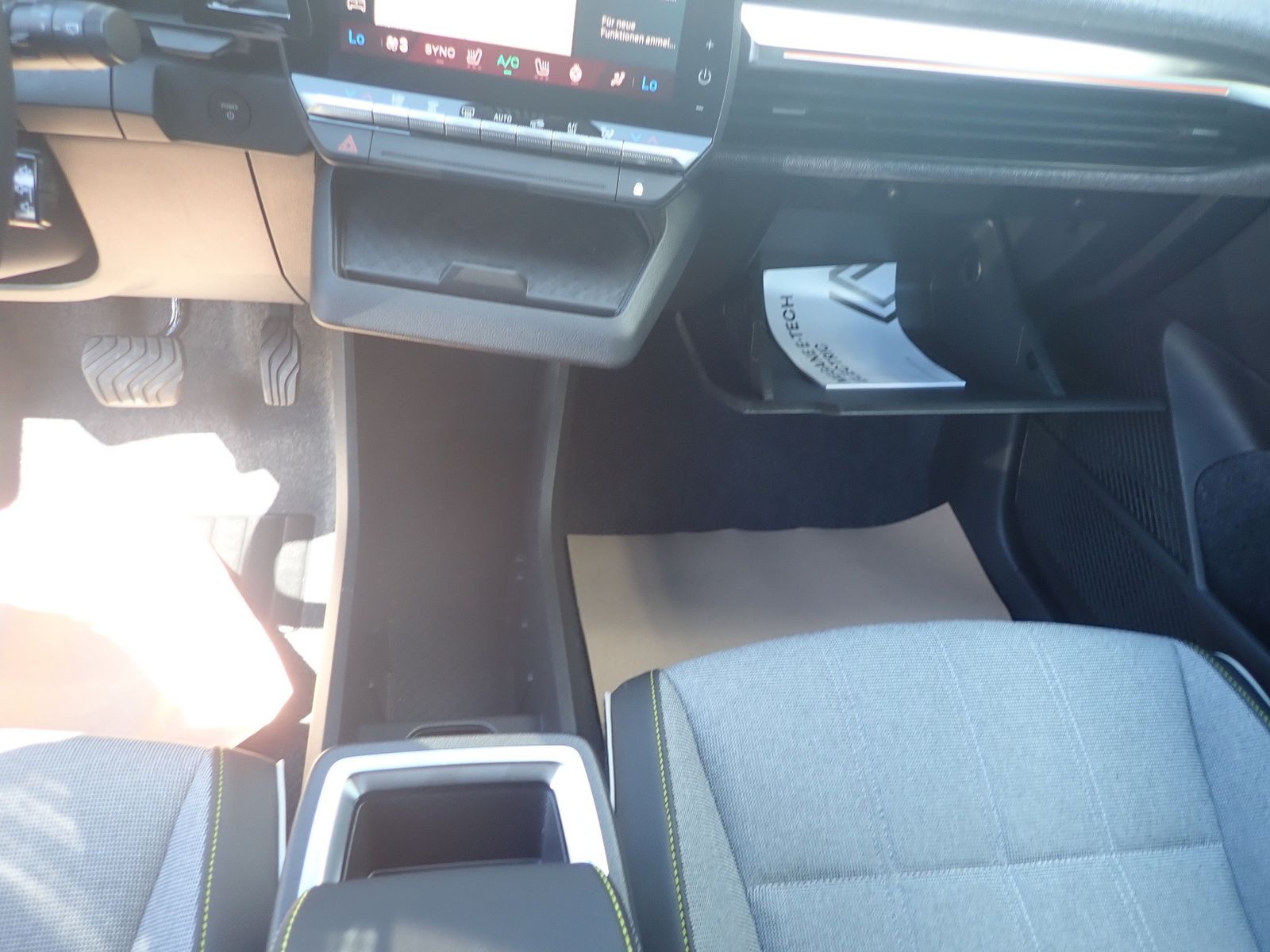Fahrzeugabbildung Renault Megane E-TECH 100% ele Techno 220 Comfort Range