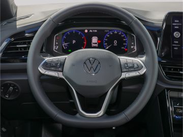Volkswagen T-Roc Open Sky1.5 TSI DSG AHK Pano Kamera Matrix