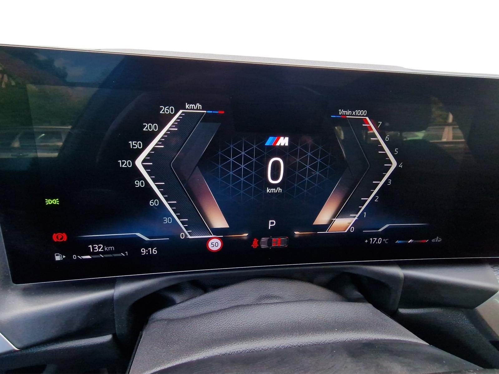 BMW M340i xDrive Tour. M Sport H&K Pano ParkAs Klima