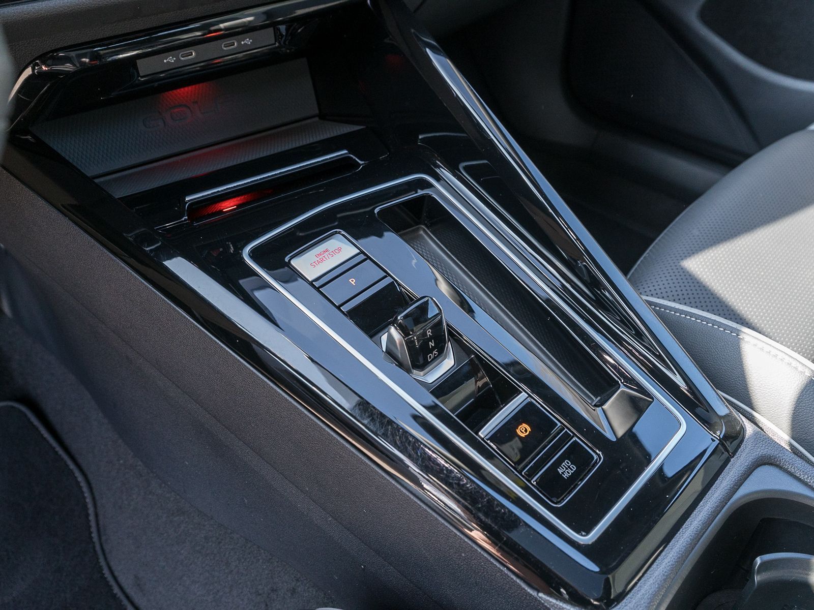 Volkswagen Golf - Bild 12