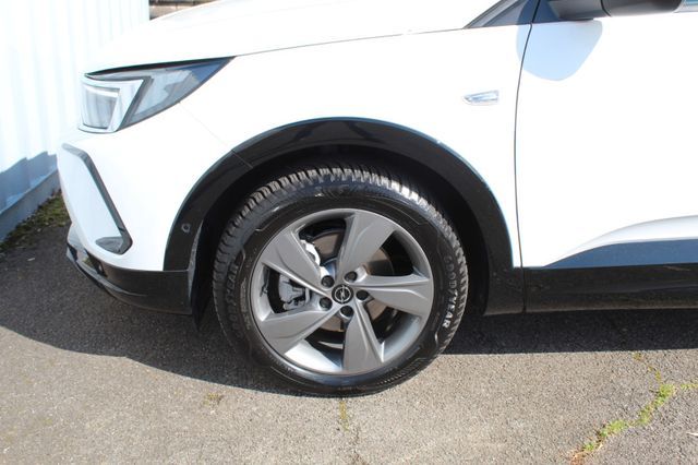 Fahrzeugabbildung Opel Grandland 1.2 Turbo Enjoy 360,KlimaA,LED,Navi,LM