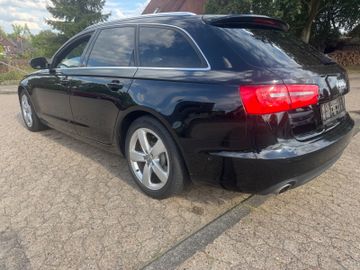 Audi A6 - 4