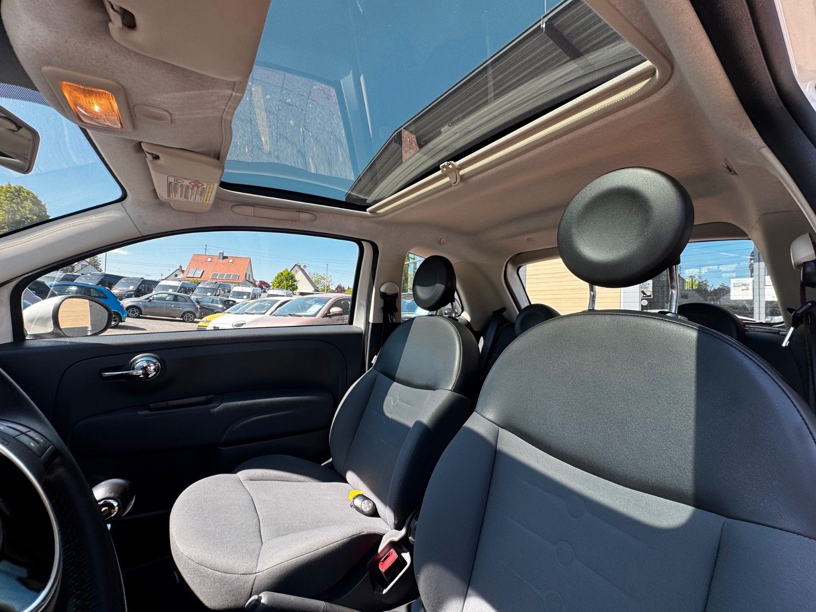 Fahrzeugabbildung Fiat 500 Lounge