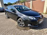 Toyota Avensis 2012 Diesel  Kombi, viel P... - Toyota Avensis in Herne