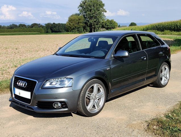 Audi A3 1.8 TFSI S-line Sportpaket, BOSE, Navi,...