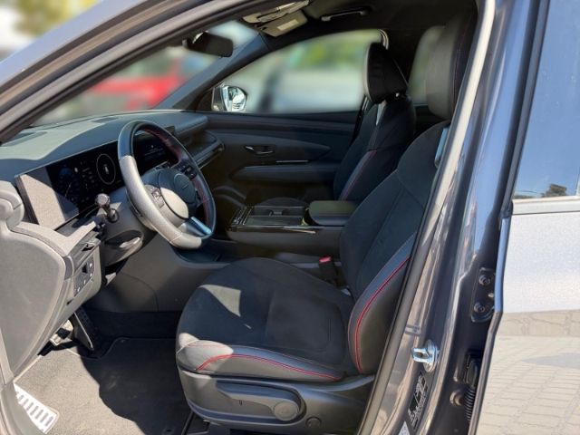 Fahrzeugabbildung Hyundai Tucson FL PHEV (MY25) 1.6 T-GDi (252 PS) 6-AT 4W