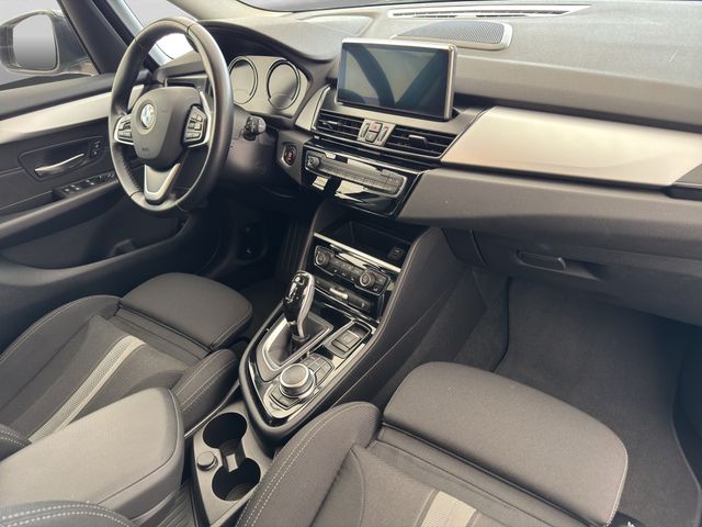 Fahrzeugabbildung BMW 218d Gran Tourer 7-Sitzer+LED+Kamera+Sports.+AHK