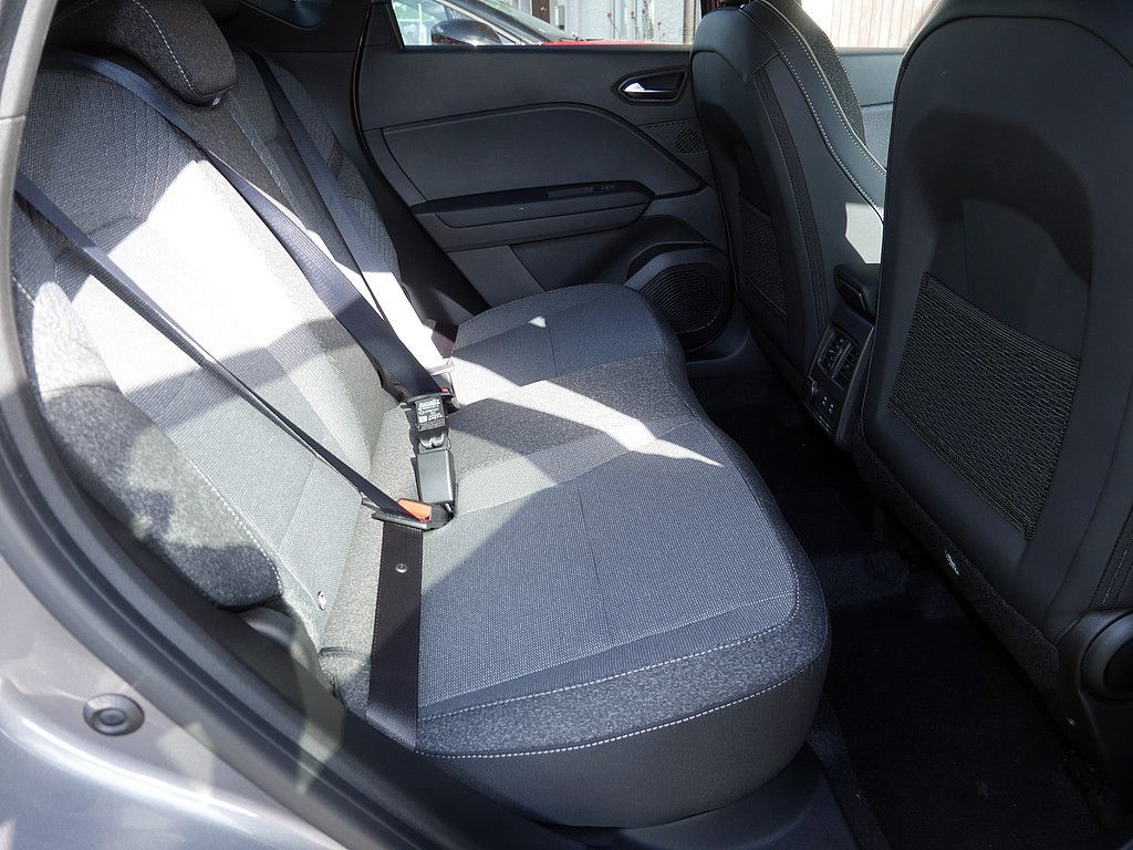 Fahrzeugabbildung Renault Captur Techno TCe 160 EDC Mild Hybrid