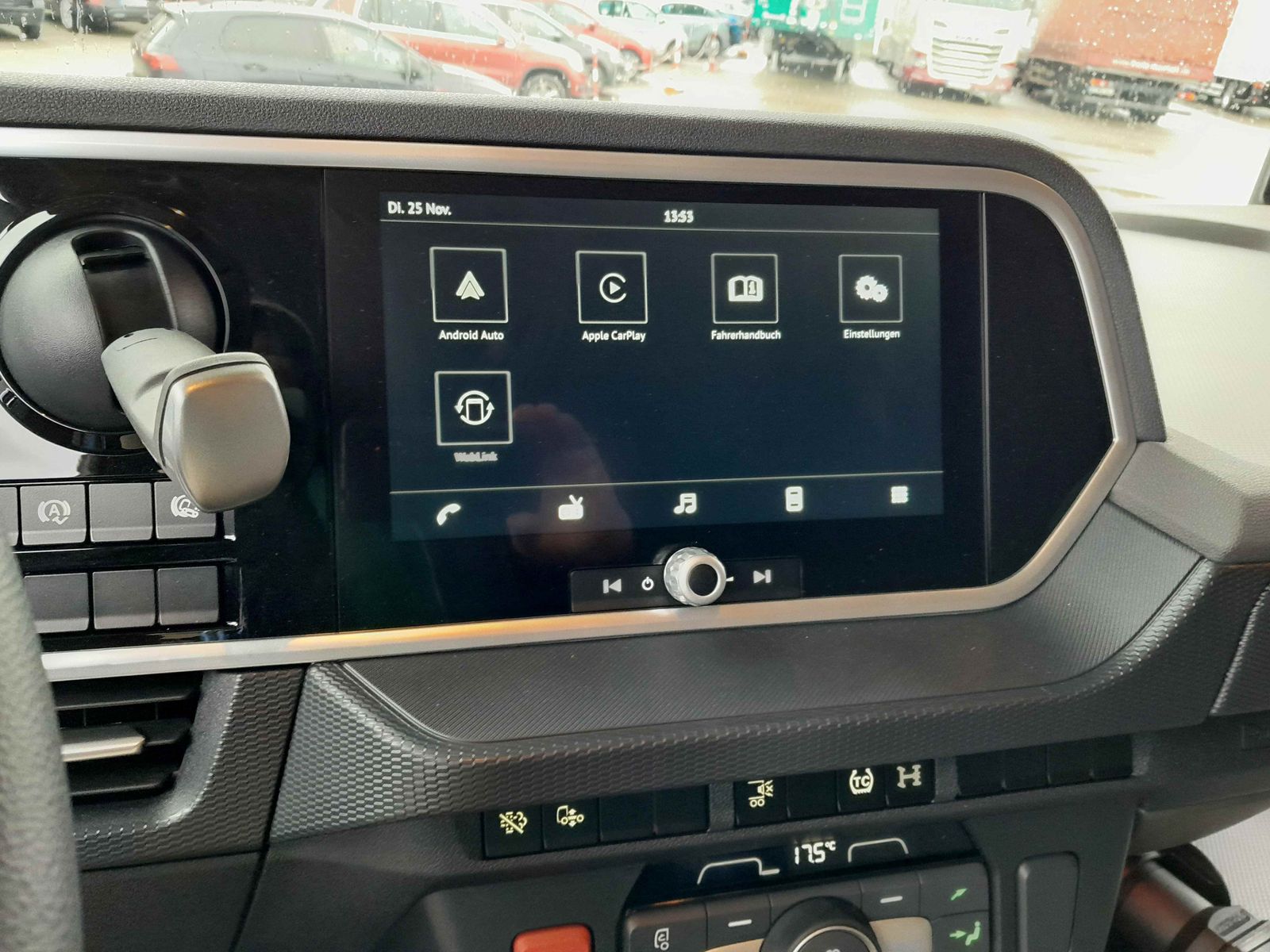 Fahrzeugabbildung DAF XD 370 Fa Swing-Board-Aufbau