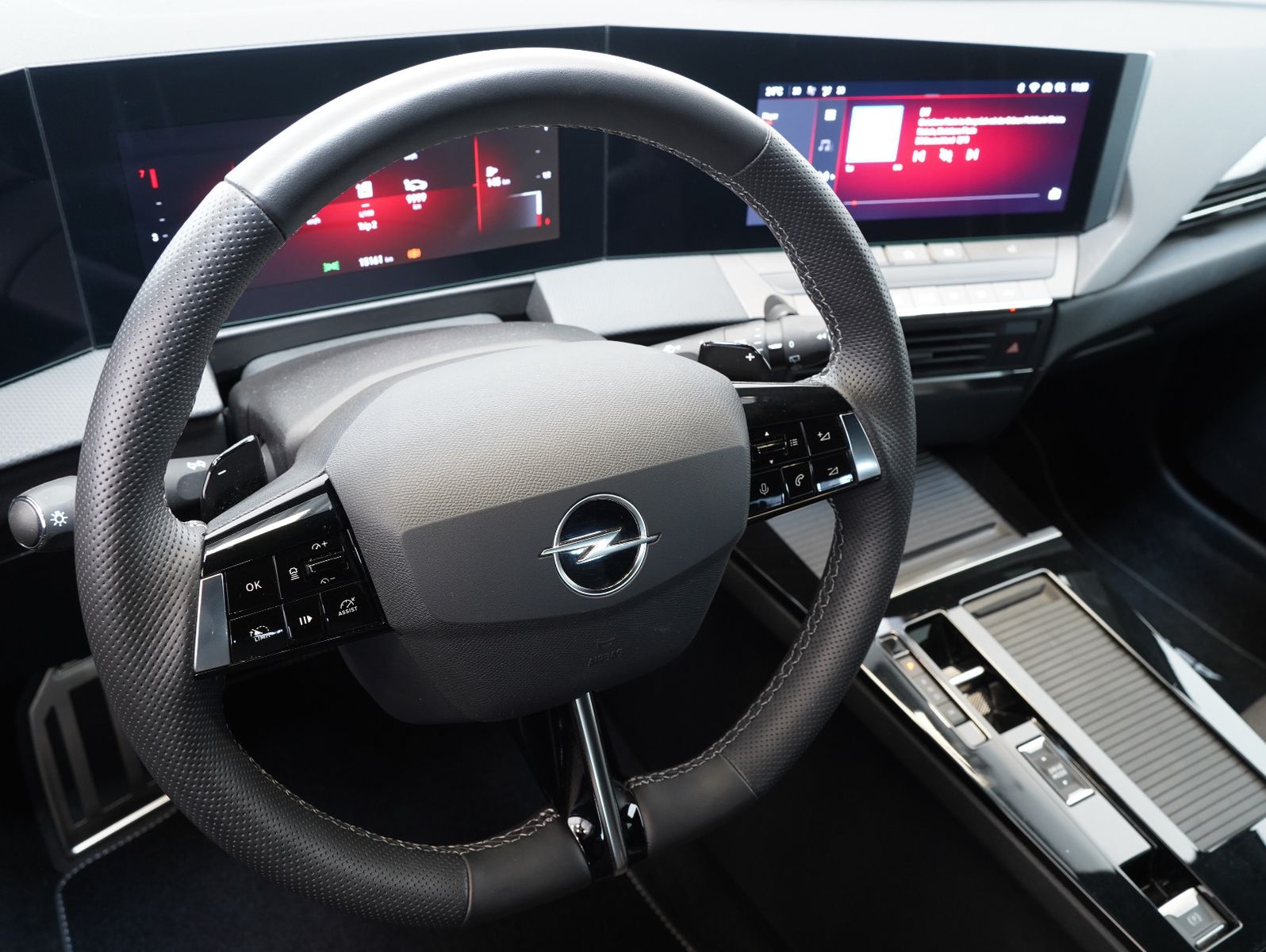 Fahrzeugabbildung Opel Astra L 1.2 Turbo GS LED/INTELLILUX/ACC/AHK/360°