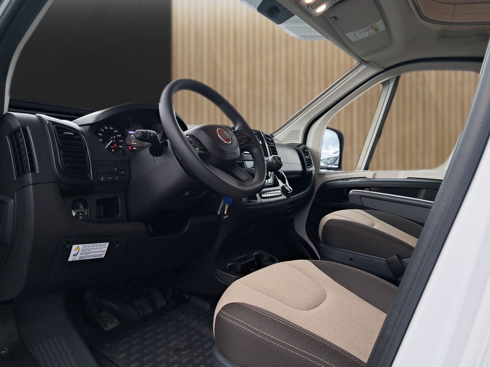 Fahrzeugabbildung Eura Mobil Activa One AO 690 HB Travel-Paket/Mark./Lithium.