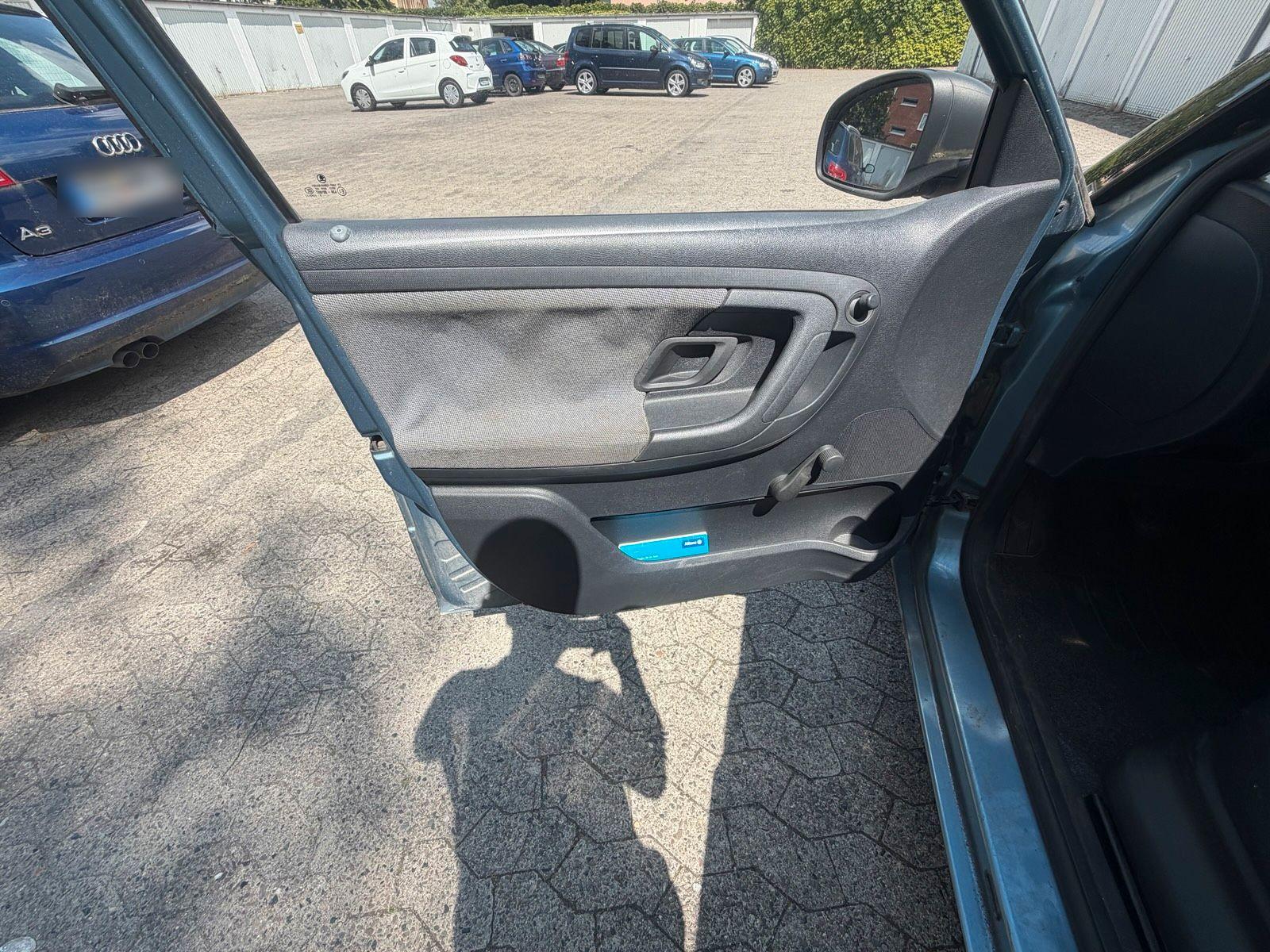 Skoda Fabia 2009 — photo 13