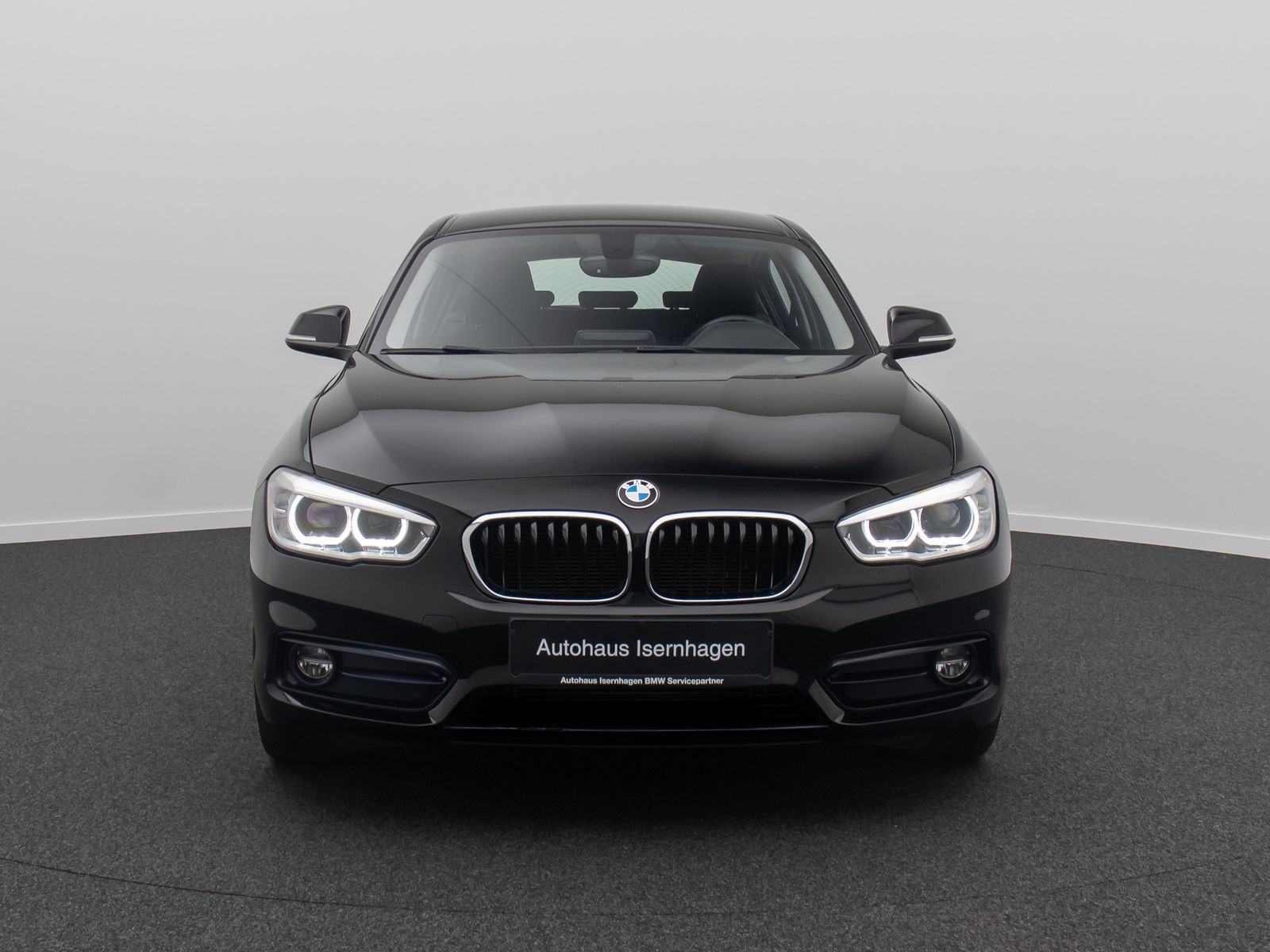 Fahrzeugabbildung BMW 118i Sport Line LED NaviBusiness Lordos Tempomat