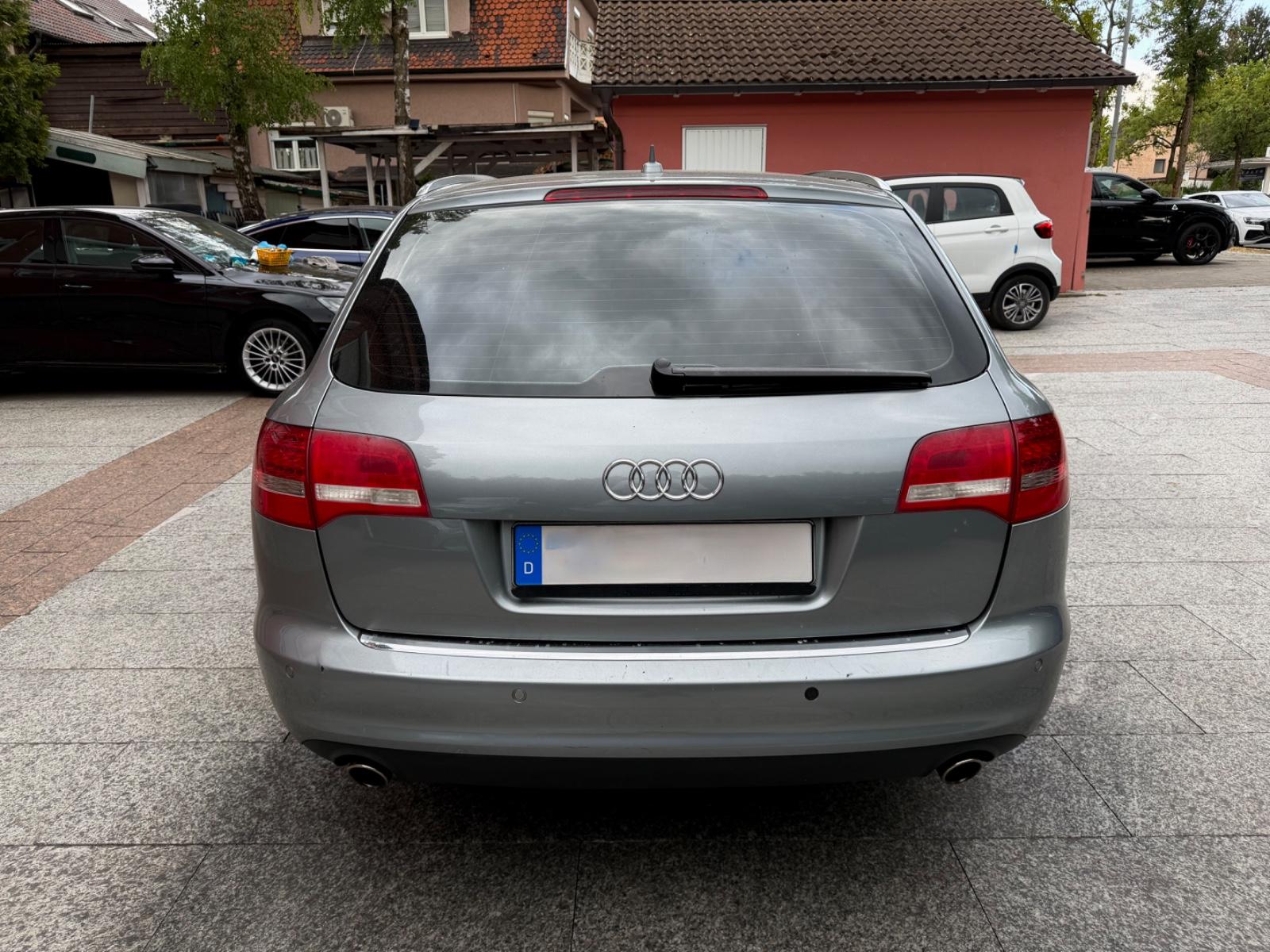 Audi A6 2010 — photo 9