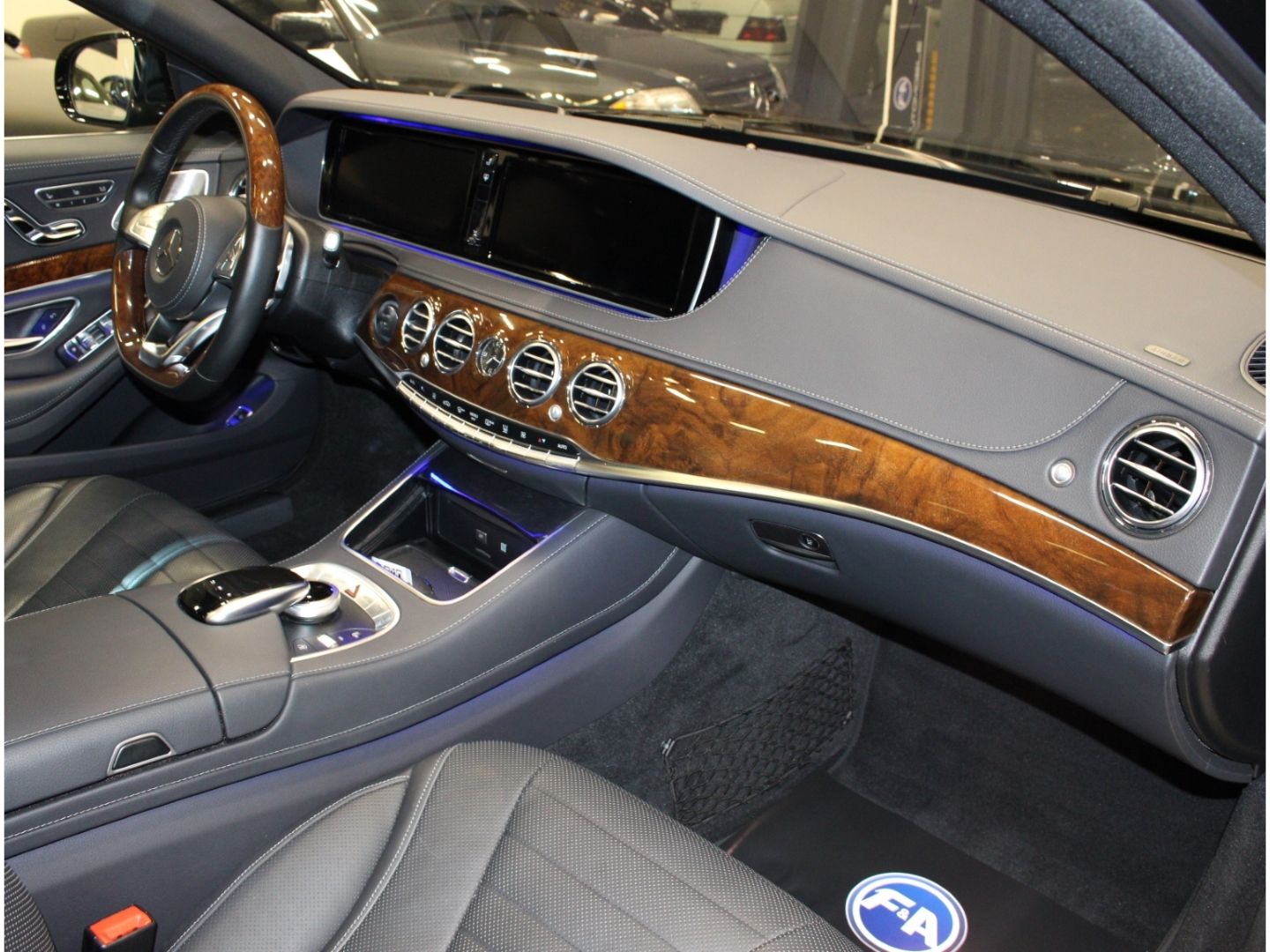 Fahrzeugabbildung Mercedes-Benz S 500 AMG Line Nachtsicht*Burmester*Voll*