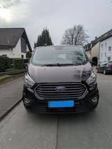 Ford Tourneo Custom Limited 8-Sitzer 170 PS