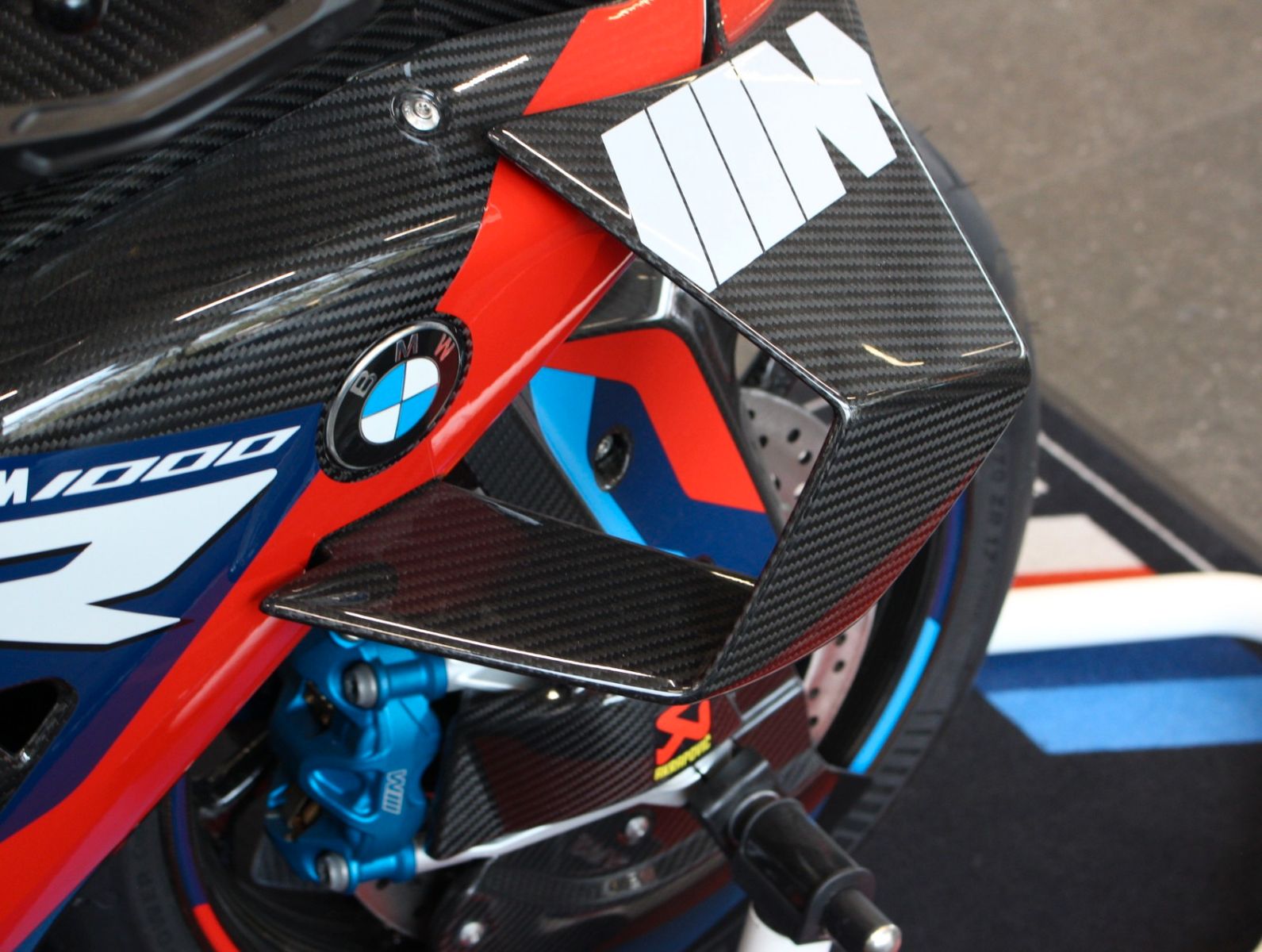 Fahrzeugabbildung BMW M1000 RR Toprak Edition 45 von 54*Neu MWST