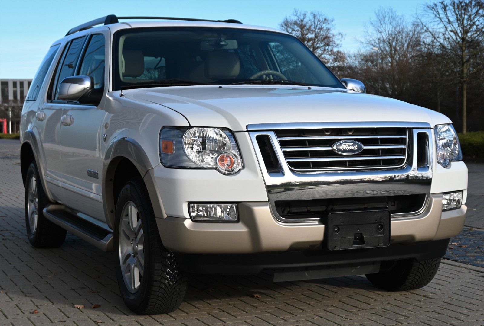 Ford Explorer V8 Eddie Bauer – Bild 3