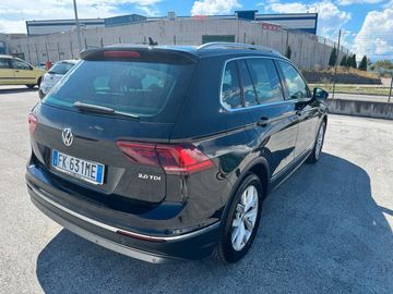 Volkswagen Tiguan - 4