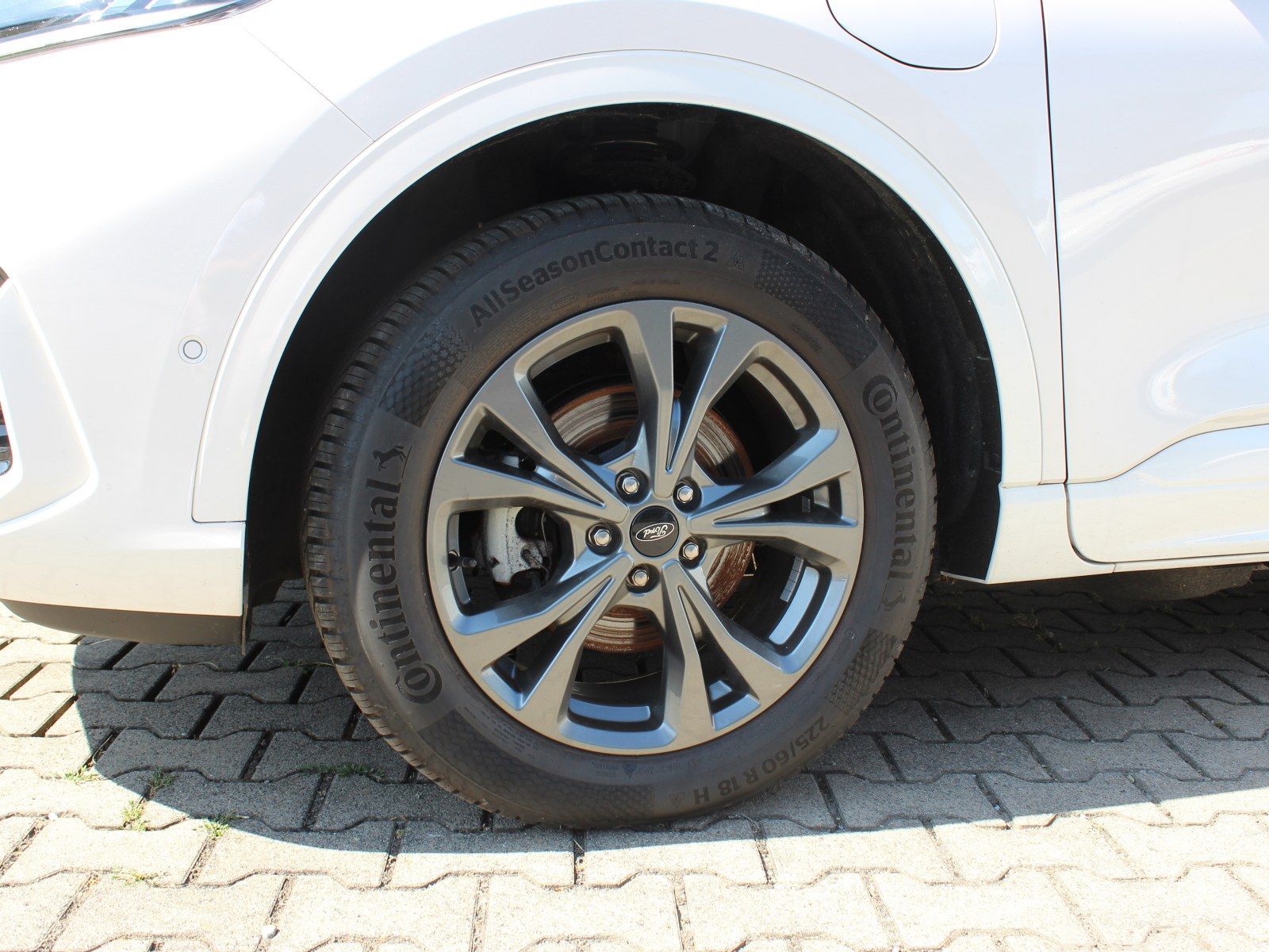 Fahrzeugabbildung Ford Kuga Plug-In Hybrid ST-Line 2,5 Duratec
