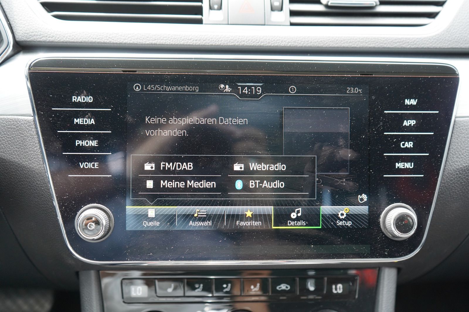 Skoda Superb Combi 2.0 TDI Active LED Notrufassistent foto 11