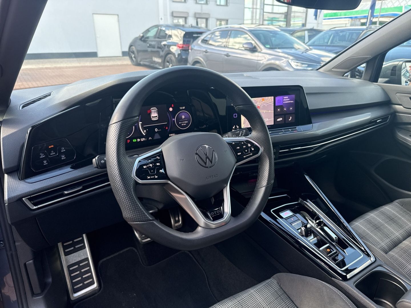 Golf GTD 2,0 TDI DSG Led-Plus Navi 18''Alu