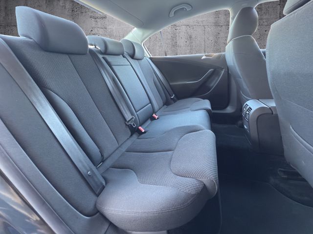 Volkswagen Passat Lim. Comfortline 1.4 TSI*SHZ*PDC*ALU*TOP