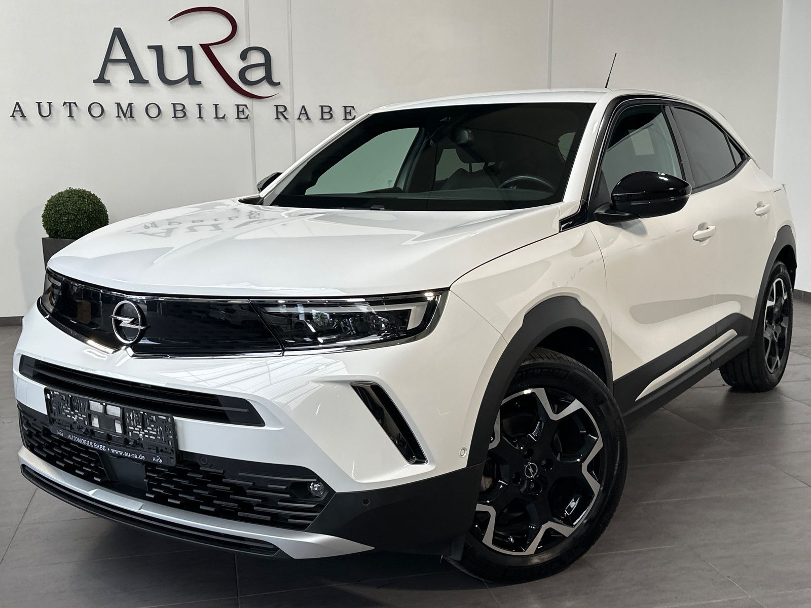 Fahrzeugabbildung Opel Mokka-e Ultimate NAV+MATRIX+ACC+KAMERA+SHZ+18ZO