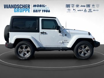 Jeep Wrangler 2.8 CRD Sahara AHK+SHZ+LM+Leder+Tempoma