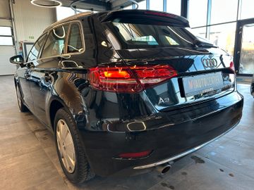 Audi A3 Sportback 30 TFSI design *2. Hand*Klima*Navi*
