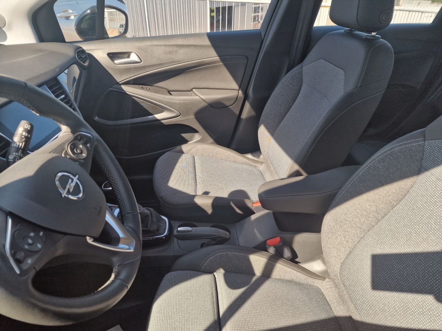 Fahrzeugabbildung Opel Crossland Elegance Navi LED Apple CarPlay Androi