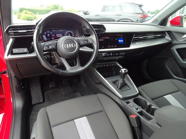 A3 Sportback 30 TDI / Smartphone-Interface