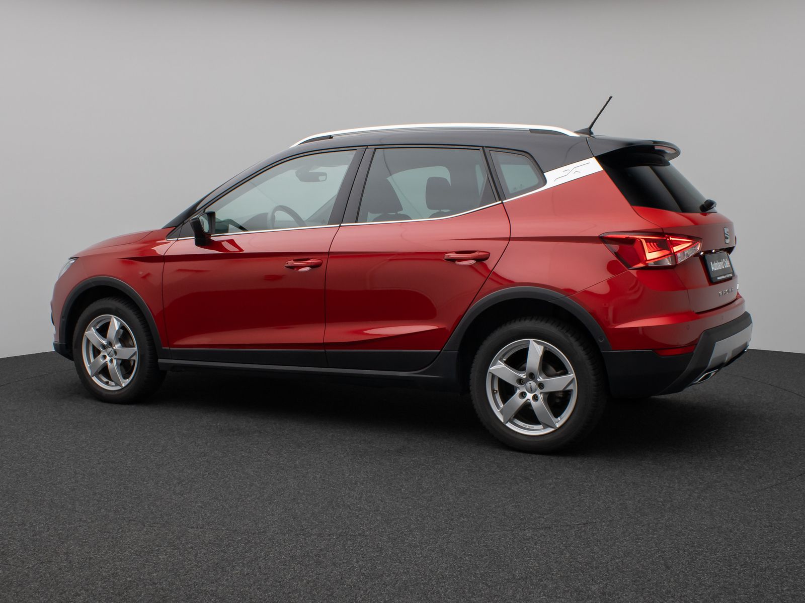 Fahrzeugabbildung SEAT Arona FR 1.5 TSI Kamera LED Tempomat Sport