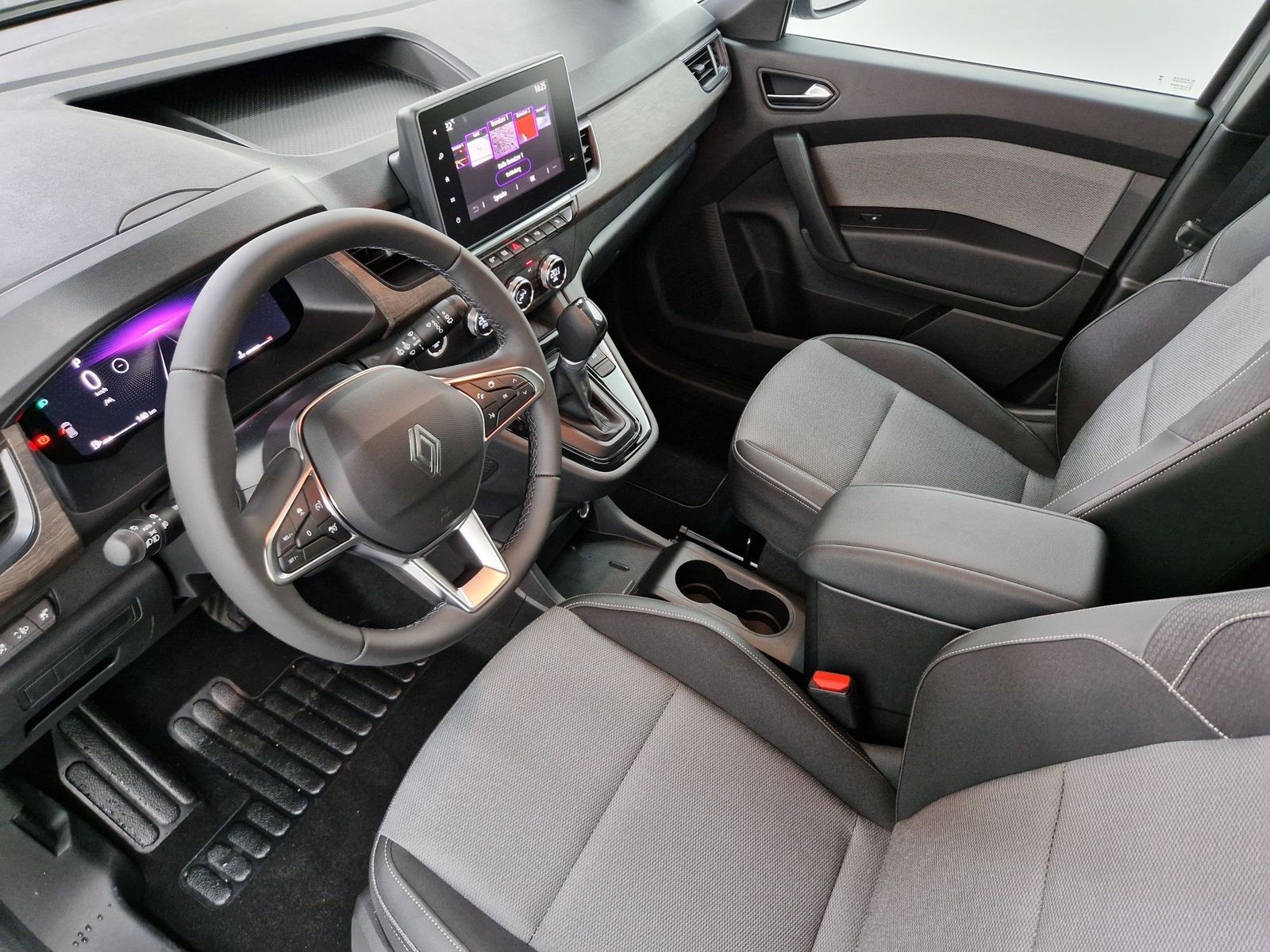 RENAULT Grand Kangoo Techno TCE 130 EDC L2 – Bild 29