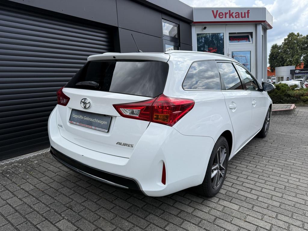 Toyota Auris Touring Sports
