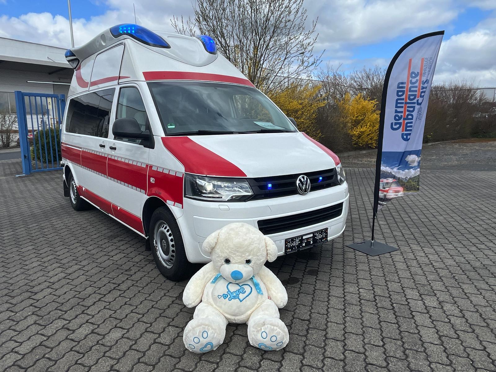 Volkswagen T5 Hornis KTW inkl. Trage & Stuhl