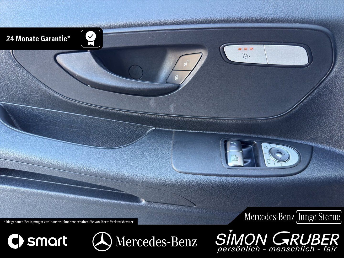Fahrzeugabbildung Mercedes-Benz Vito 114 CDI Tourer lang Aut Navi Kamera 8 Sitze