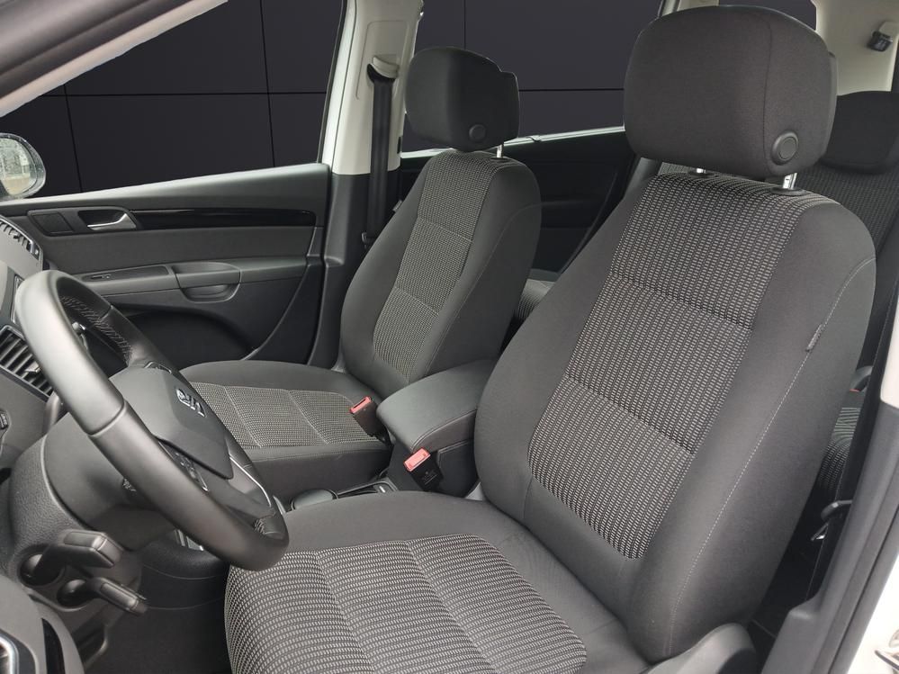 Fahrzeugabbildung SEAT Alhambra TSI Style 7-Si Xenon Navi GRA RFK SH LM