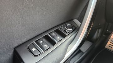 Kia Ceed SW 1.5T DCT GT Line Navi Elektr. Heckklappe