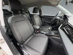 Fahrzeugabbildung Audi A1 Sportback 25 TFSI Virtual Klima Sitzh PDC Alu
