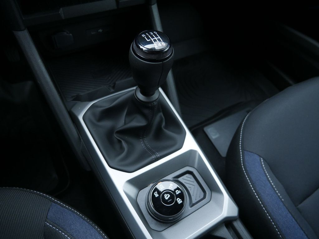 Fahrzeugabbildung Dacia Duster Journey TCe 130 4x4