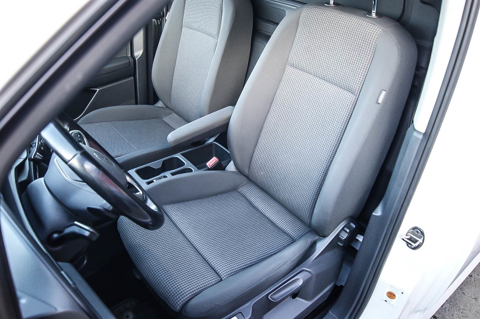 Fahrzeugabbildung Volkswagen Caddy Maxi Cargo 20TDI DSG KLIMA ERGO SIHZG ANHZ