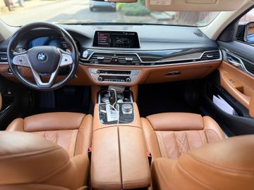 BMW 730 - 11