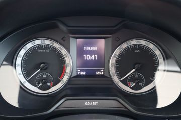 Skoda Octavia Combi Style Automatik LED Pano PDC