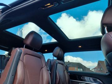 Fahrzeugabbildung Mercedes-Benz V 250d Exclusive Edition 4M Lang AMG-Line/Pano